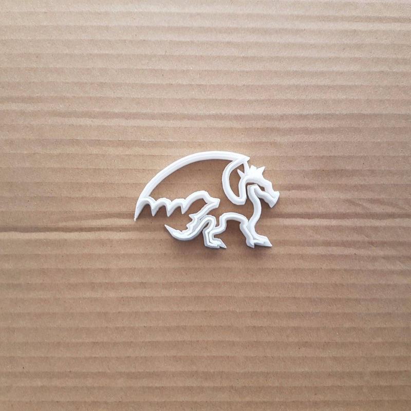 Dragon Wings Lizard Smaug Shape Cookie Cutter Dough Biscuit Pastry Fondant Sharp Stencil Mythical Creature Fire Wales Welsh 1