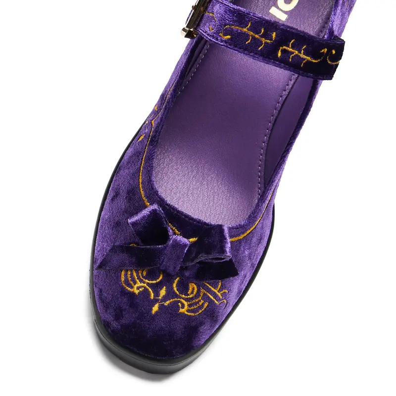 Tira Velvet Mary Janes ‘Royal Manor Edition’ 5