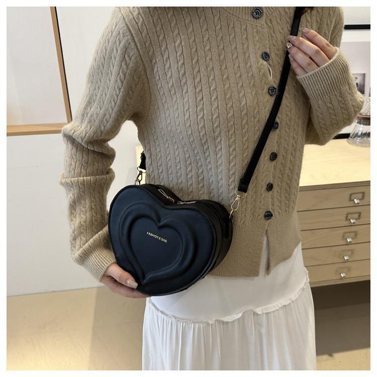 Product Introduction of 2025 New Candy Color Heart Shape Woman's Bags Fashion Korean Style Lady's Shoulder Bags PU Leather Crossbody Bags 6