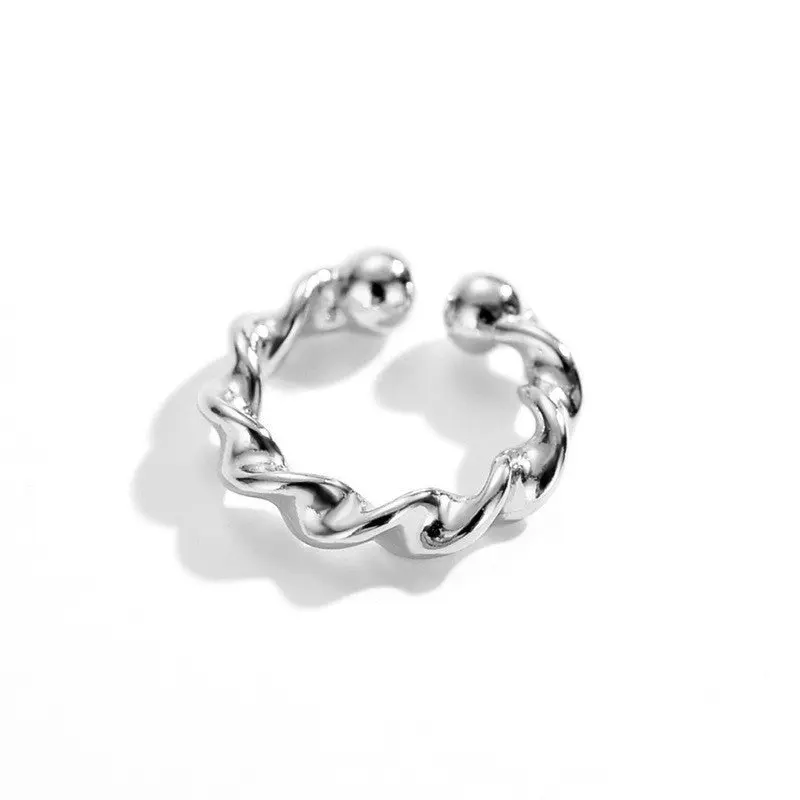 Twisted Ear Cuff