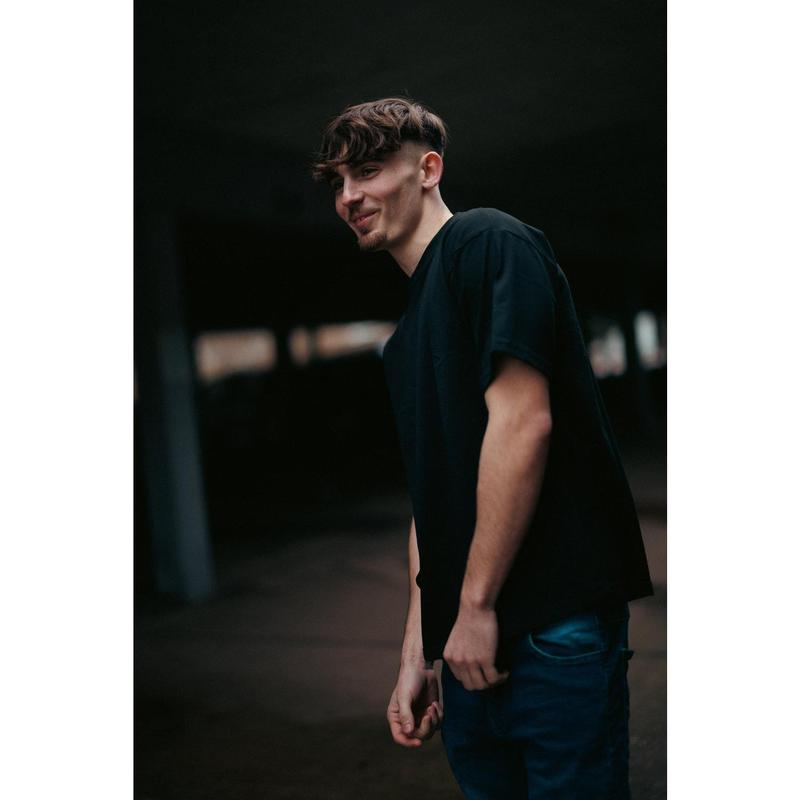 Icon Relaxed Fit Black T-Shirt 2