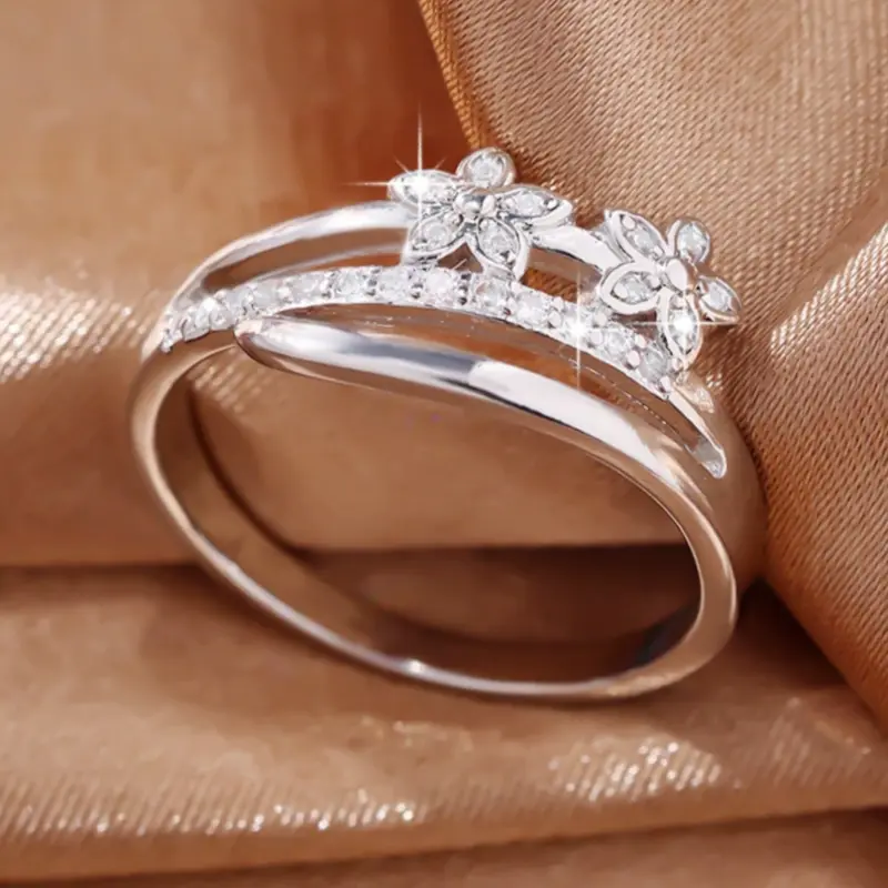Simple flower and stone decorated ring, suitable as a holiday gift, suitable for daily wear, parties, holiday gifts 3