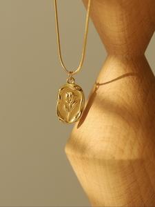 Vintage Flower Detail Pendant Necklace for Women for Lovers Day, Stainless Steel Jewelry for Party, Daily Clothing Decor, Trendy All-match & Exquisite Chic Gorgeous Jewelry Gift, without Box, Fashionable Accessory