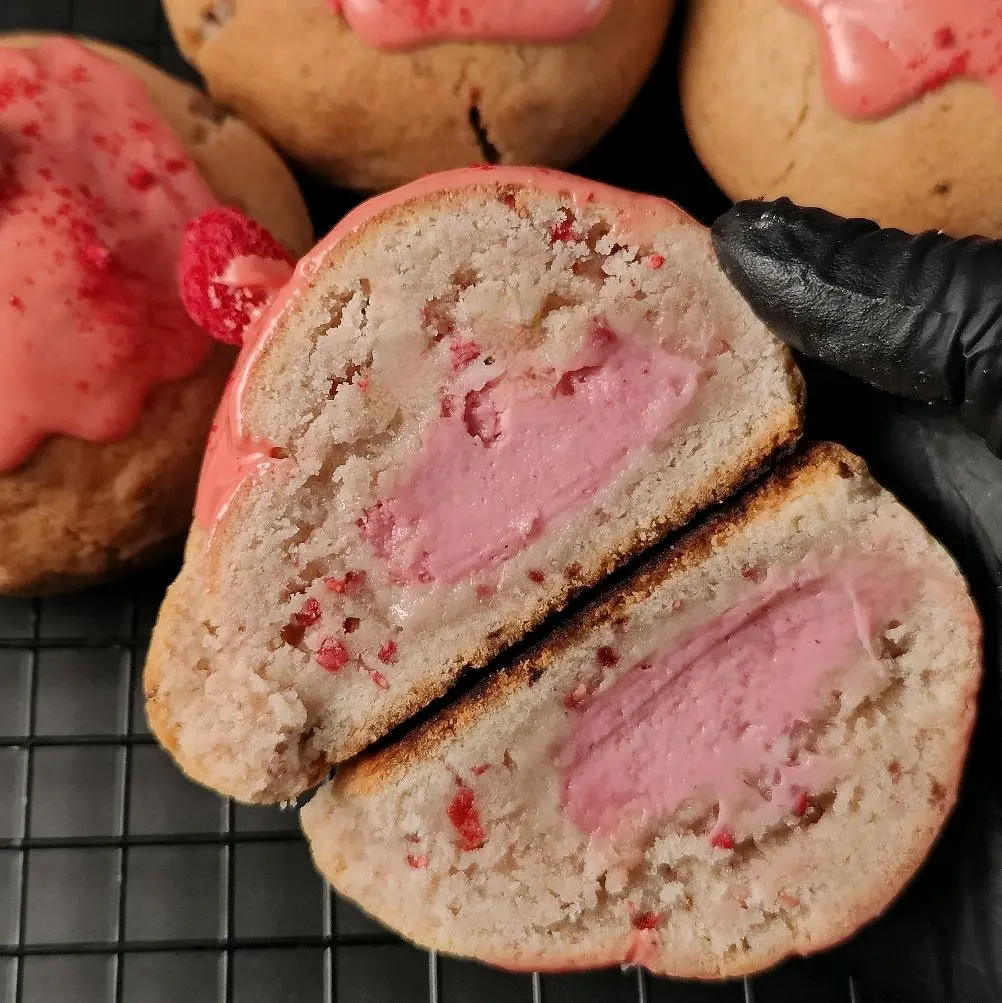 NY Cookies Raspberry Cheesecake - Delicious Snack - Nata