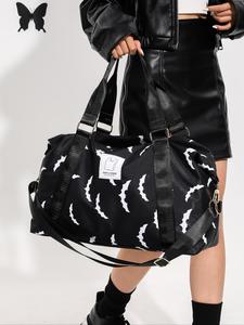 Punk Bat & Skull Graphic Casual Travel Bag, Travel Essentials, Travel Essentials Bag for Men & Women, Large Carry on Weekender Bag, Summer 2025 Versatile Durable Bag for Luggage, Lightweight Outing Bag