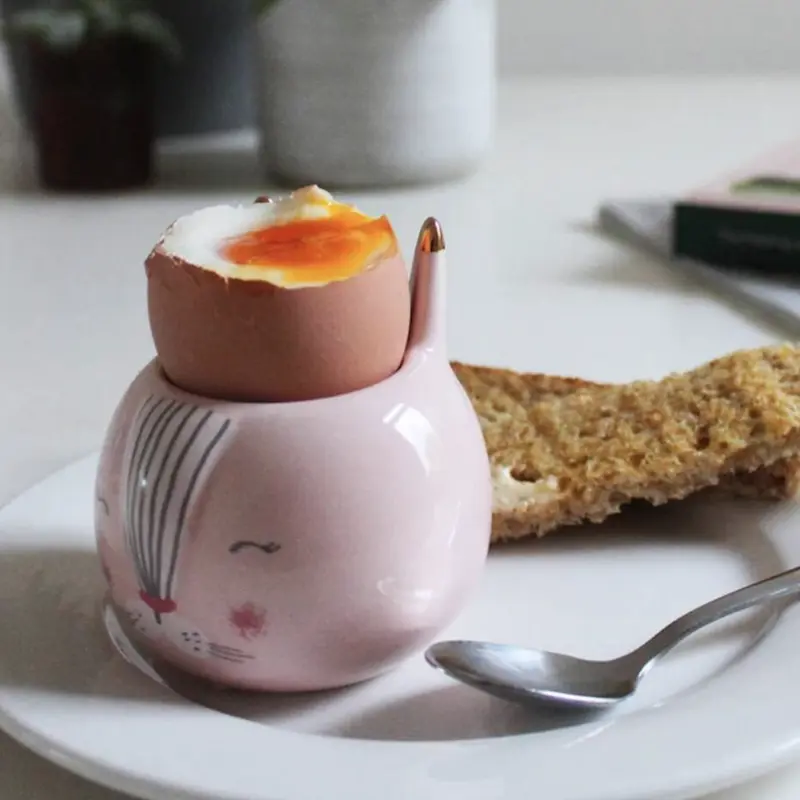 Pink Ceramic Bunny Egg Cup – Gift Boxed Easter Tableware with Gold Details 1