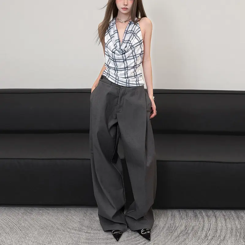 European and American style 2025 spring new women's clothing fashionable and simple halter neck backless design plaid sleeveless small vest Womenswear Comfort 2