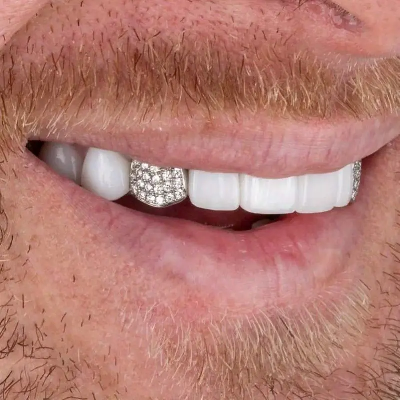 4pcs Hip Hop Fashion Personalized Grillz Copper Inset Zirconia Shiny Accessory Jewelry Grillz Rap Hip Hop Artist Gift Grillz Unisex 4