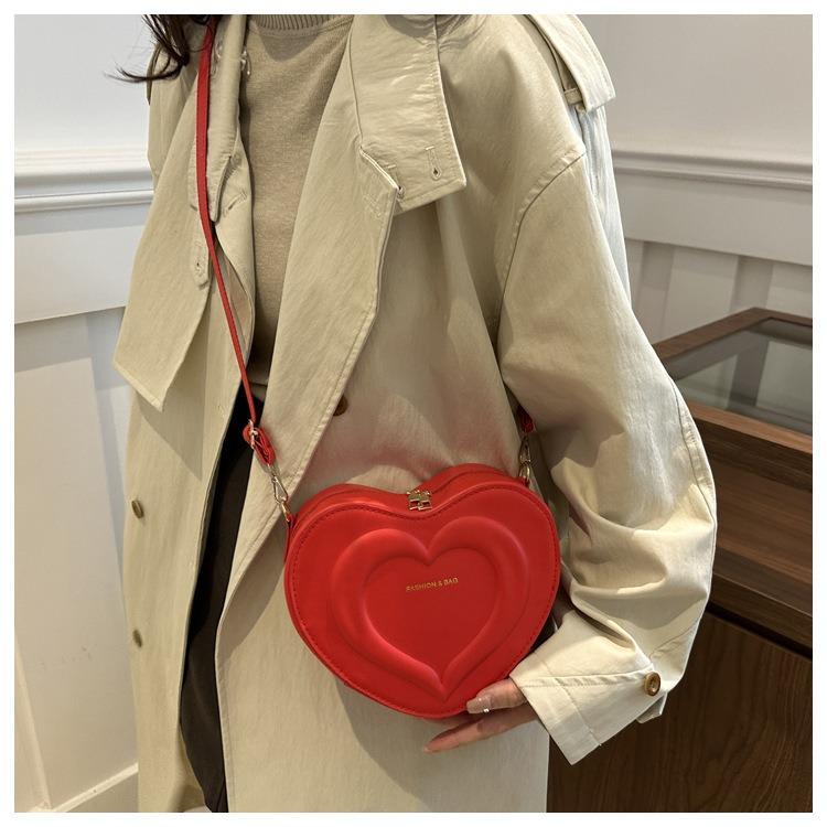 Product Introduction of 2025 New Candy Color Heart Shape Woman's Bags Fashion Korean Style Lady's Shoulder Bags PU Leather Crossbody Bags 4