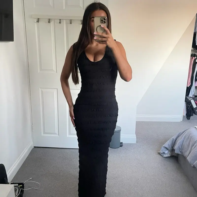 MISSIE CLOSET “Maya” Ruffle Detail Maxi Dress 2