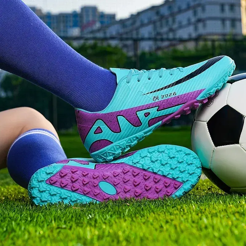New Men Outdoor Soccer Shoes Long Spikes Football Boots Hot-selling High-quality Indoor Sneakers Outdoor Sports Shoes Match 2