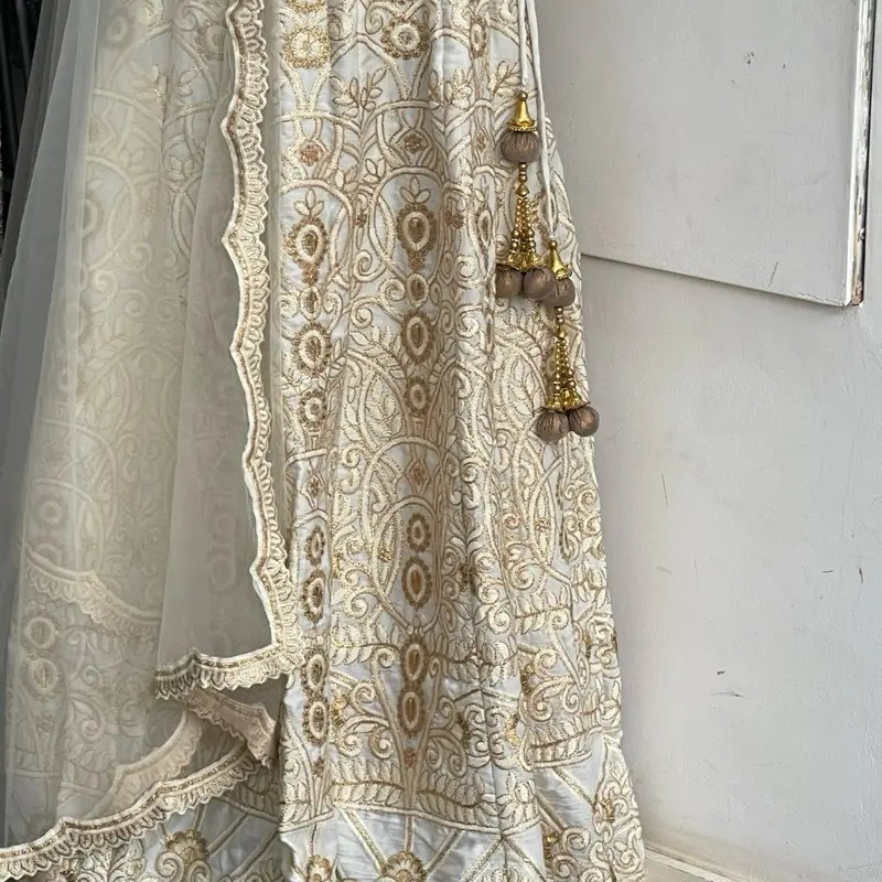 Pre order Sonam Kapoor white Gold lengha choli. Indian designer chaniya choli. Beautiful Wear readymade lengha, Gift for Her 4