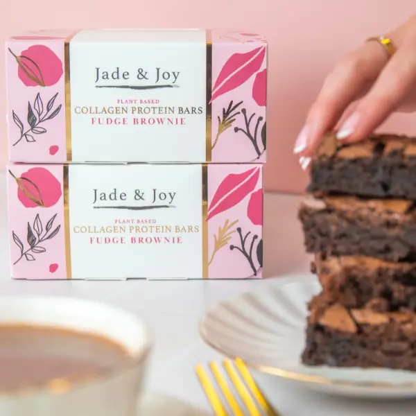 Jade & Joy Collagen Protein Bars Fudge Brownie, 12 x 50g Box, 2500mg Vegan Collagen, High Protein, Low Sugar, Low Calorie, Dairy Free and Gluten Free, Vitamins & Minerals, Plant Collagen, Dark Chocolate Snack Bar 5
