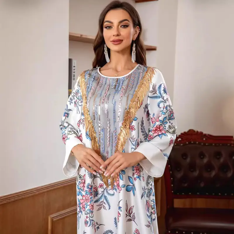 2025 Middle East Muslim Women's Wear Robe Hot Sale Printing Fashion Elegant Dress Abaya 1