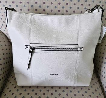 Product Review of Stunning Large Shoulder/Crossbody Handbag with Zip Top & Pockets in 4 Colours - Soft PU Leather from C**e ** 0