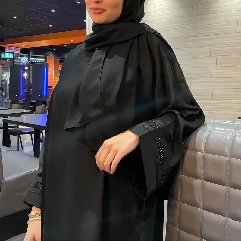 Wafa nida Black Closed Abaya 1
