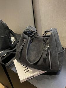 PU hobo bag solid color zipper large capacity college students novice white-collar office business commuting work bag Fall&winter Fashion Studded Decor Solid Color Zipper Shoulder Bag, Women's Trendy Crossbody Bag for School & Party