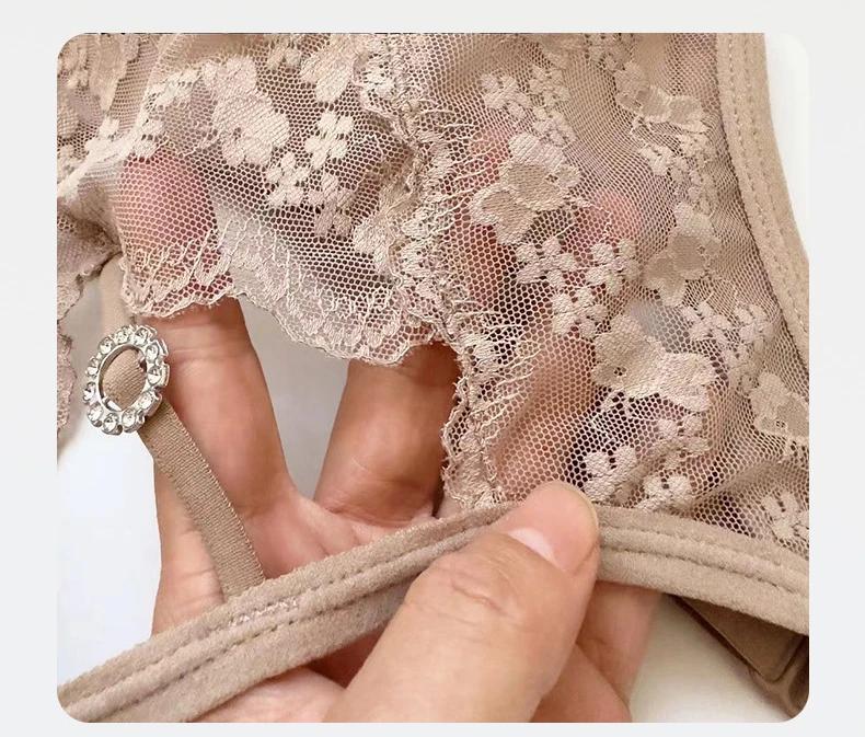 Product Introduction of Sexy Hollow Lace Underwear Latex Chest Pad Without Steel Ring Gathering Anti Beauty Back Wrapped Bra 26