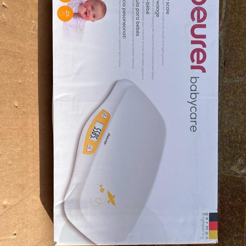 Beurer BY80 Baby Weighing Scales with HOLD Function and LCD Display - Healthcare Sanggol 2