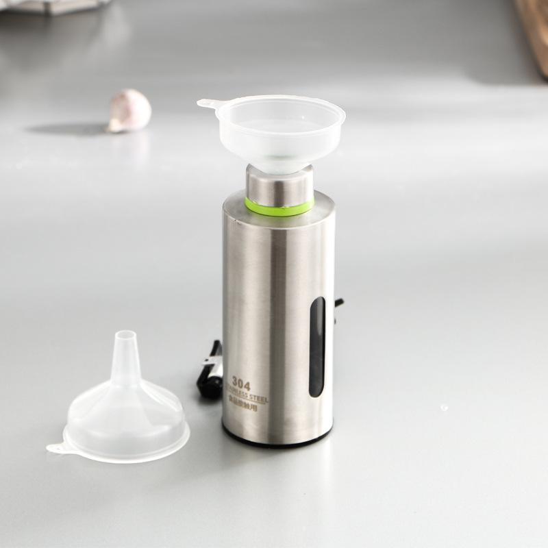 304 Stainless Steel Oil Pot Kitchen Household Size Anti-Leakage Control Oil Pot Seasoning Sauce Sesame Oil Small Vinegar Bottle Pot 1