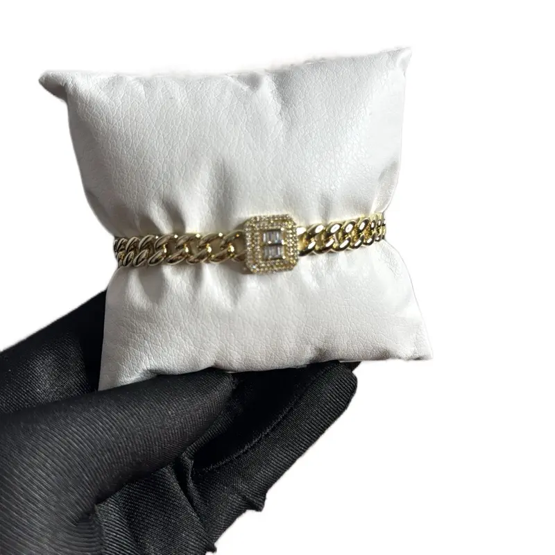 14k non tanish bracelet with double hooks to fit everyone