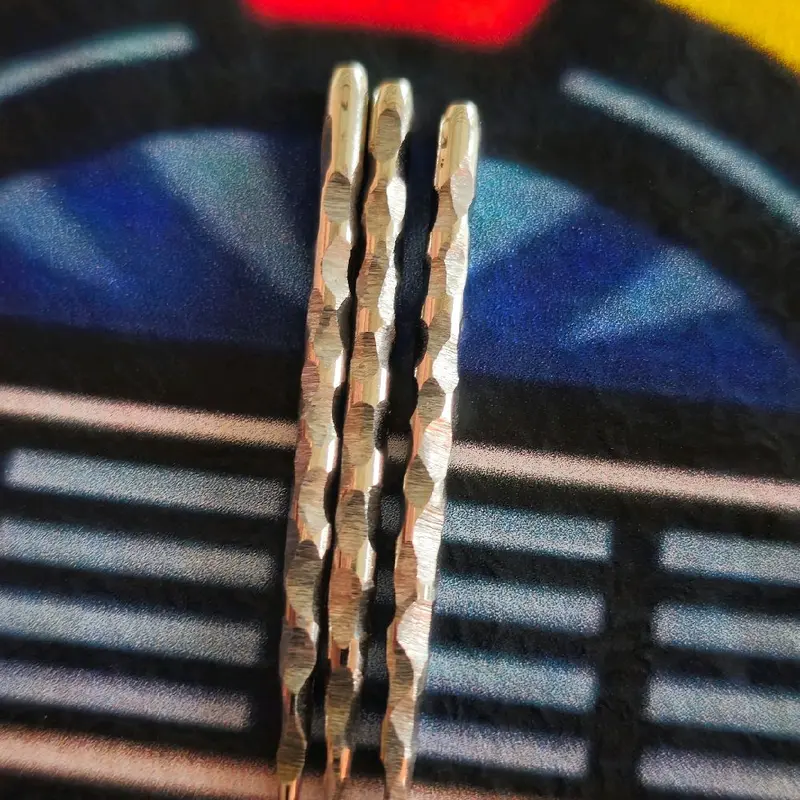 Jukebox Deaf Leopard Standard Dart Points 1