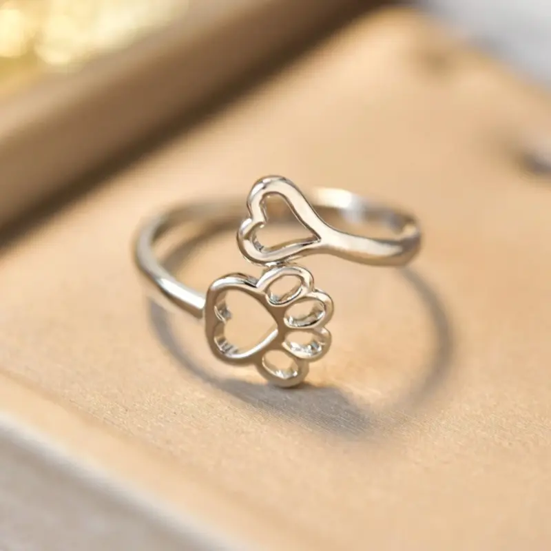 Cute bear claw zinc alloy ring and simple heart design for women daily wear 1