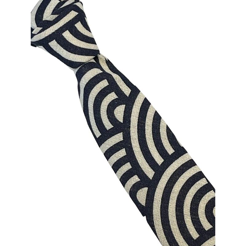 cream and navy blue rainbow design cotton mens tie 4