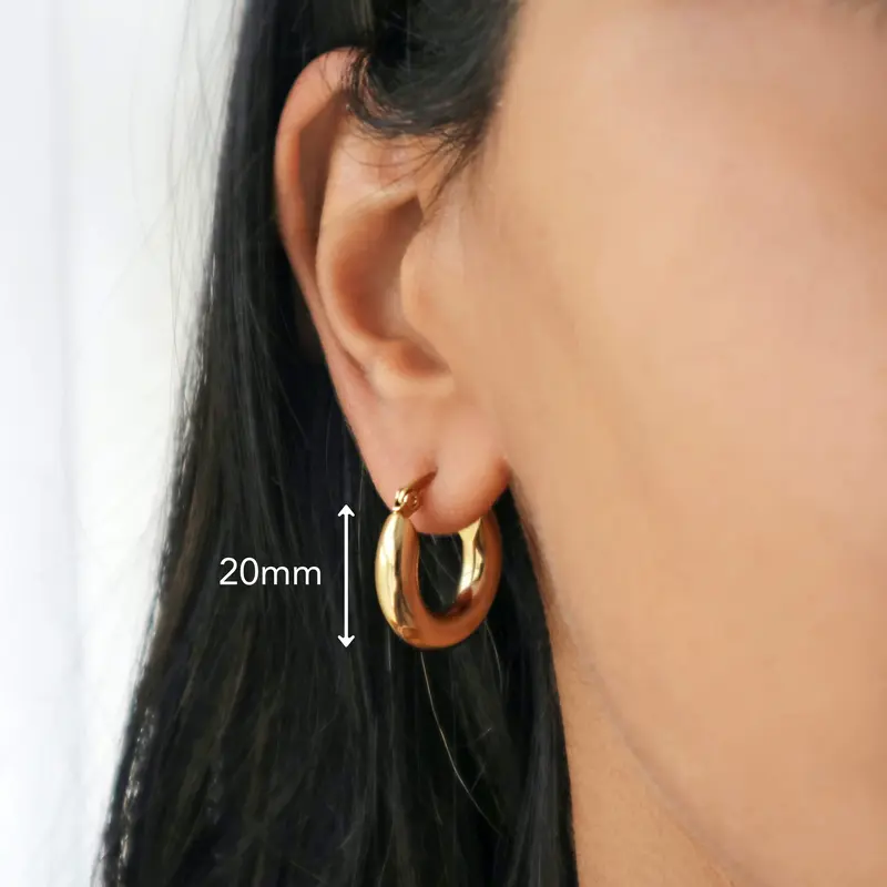 Chunky Gold Hoop Earrings 1
