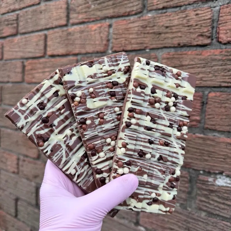 Kinder filled chocolate bar 0