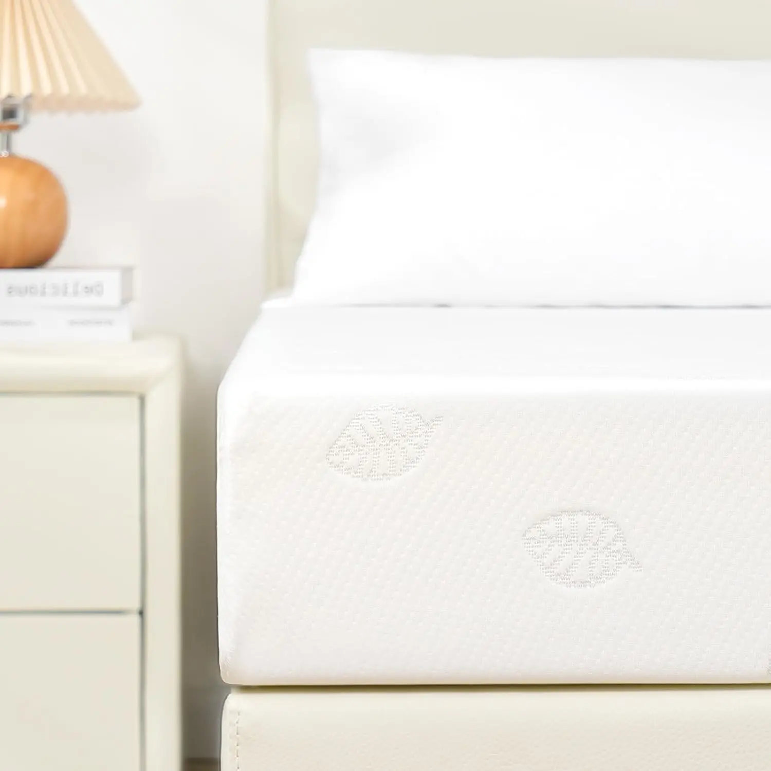 High Quality Memory Foam Mattresses Available in All Sizes - 8-10 inches Thick - Highly Durable - Provides Back Support, Temperature Cooling