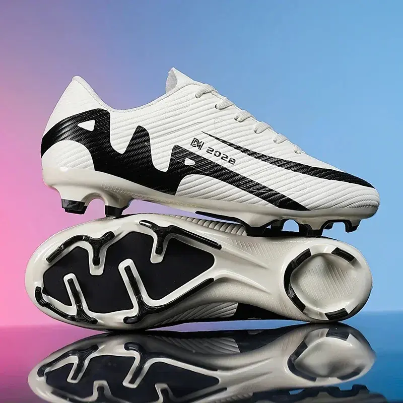 New Men Outdoor Soccer Shoes Long Spikes Football Boots Hot-selling High-quality Indoor Sneakers Outdoor Sports Shoes Match 7