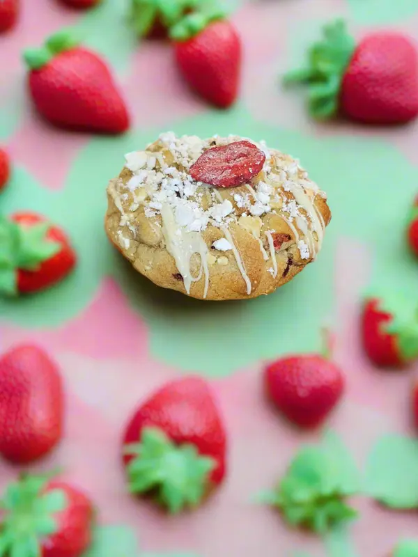 Gourmet Handmade Cookies - Individual/Single Cookie in Your Chosen Flavour, Including Classic Chocolate, Red Velvet, Peanut Butter, Speculoos, Kinder, Cherry Bakewell, Galaxy, Caramilk, and More! yummy treats choc chip viral 4