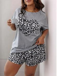 【plus Size】 Women's Leopard Heart Print Tee & Elastic Waist Shorts Loungewear Set, Short Sleeve T-shirt & Shorts Pyjamas for Women, 2 Piece Sets Women, Nightwear, Shortsleeve Pyjamas for Women, Womenswear, Everyday Homewear, Womenswear, Pajamas
