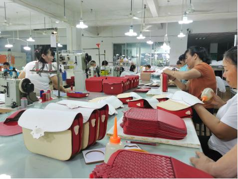 Product Introduction of 2025 New Candy Color Heart Shape Woman's Bags Fashion Korean Style Lady's Shoulder Bags PU Leather Crossbody Bags 12
