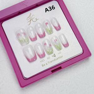 Hand-painted tulip nails are versatile, fresh and elegant, and can whiten the skin. Press on nails press  nails miffy  nails short  press  nails