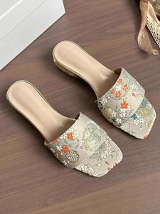 Women's Ethnic Pattern Embroidered Slip on Sandals, Casual Comfortable Heeled Sandals for Daily Wear, Non-slip Slip on Sandals for Women & Girls, Walking Shoes