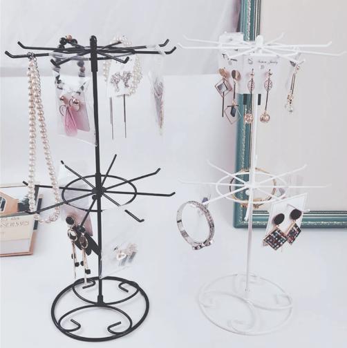 Product Introduction of 3 Tier Rotating Jewelry Display Stand Bracelet Necklace Keyring Storage Rack UK 6