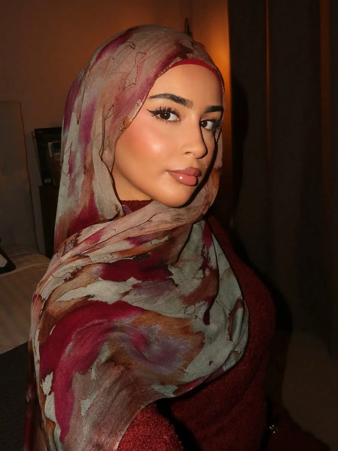 Women's Bohemian Style Watercolor Floral Print Hijab Alternative Scarf for Autumn/Winter