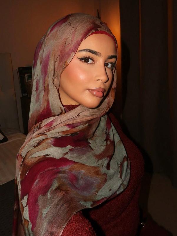 Women's Bohemian Style Watercolor Floral Print Hijab Alternative Scarf for Autumn/Winter 0
