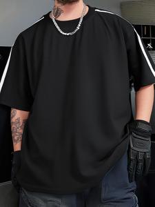 Men's Solid Color Striped Trim Curved Hem Tee, Loose Casual Fashion Breathable Short Sleeve T-shirt for Summer, Men's Clothes for Daily Wear, Tops