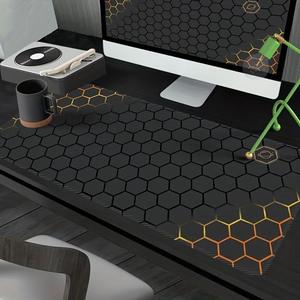 Thickened Honeycomb Pattern Gaming Mouse Pad, Non-slip Rubber Base Mouse Pad, Universal Stitched Edges Keyboard Mouse Mat, Desk Pad for Office and Home, Gaming Mousepad