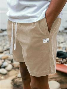 Men's Solid Color Letter Patched Drawstring Waist Corduroy Shorts, Loose Casual Fashion Comfy Pocket Shorts for Daily Outdoor Wear, Men Bottoms for All Seasons