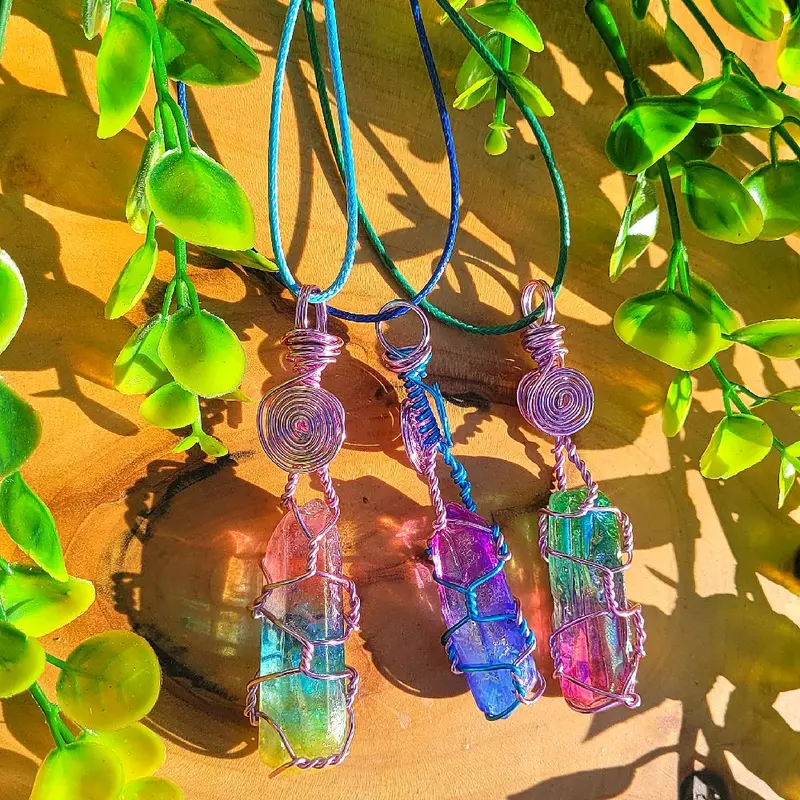 Aura Quartz Healing Crystal Necklace with Wax Necklace 2