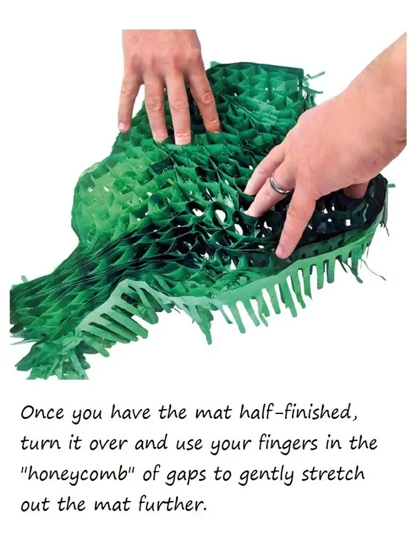 Green Interactive Kitten Indoor Pet Toys - Cat Toy Tissue Paper Grass Mats 2