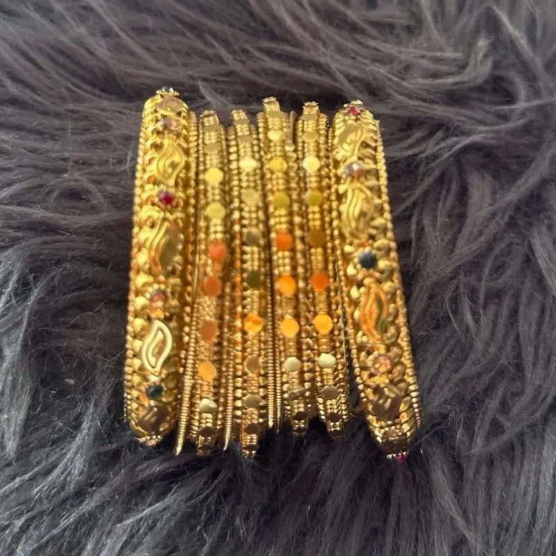 Women’s Golden design Bangles / Gold color bangles set / 14 piece Set / 6 big bangles ( kharra ) with 8 golden bangles . Standard size 2.4 desi jewellery wedding jewelry bracelet of