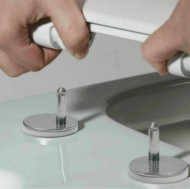 Soft Close Square Toilet Seat with Quick Release & Anti-Bacterial Properties SUS Hinge Rotates 360° Easy Lift & Adjustable Fit for Various Models 3
