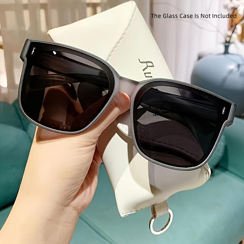 RISELDAJOR  Polarized Anti-Glare Fashion Glasses for Both Genders, Featuring a Large Square Frame. Perfect Fit Over Glasses for Driving, Beach Outings and Travel, Offering a Trendy Look. 4