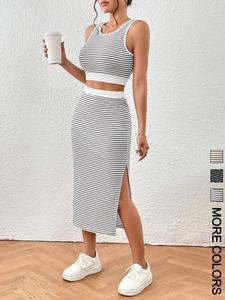 Women's Striped Print Crop Top & Skirt Two-Piece Set, Casual Fashion Cozy Top & Skirt for Daily Outdoor Wear, Ladies Clothes for All Seasons