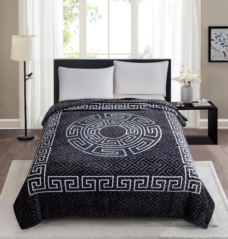 Thread & Tailor Luxurious Faux Fur Fleece cooling blanket Throw with Elegant Greek Border – Ultra-Soft Blanket for Bed, Sofa, or Chair – Premium Cozy Decor for Home, Travel, or Office – TikTok Trending Plush Throw for Comfort, Warmth & Stylish Gifting 7